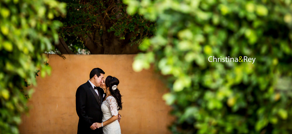 You are currently viewing Christina & Rey – wedding at The Royal Palms