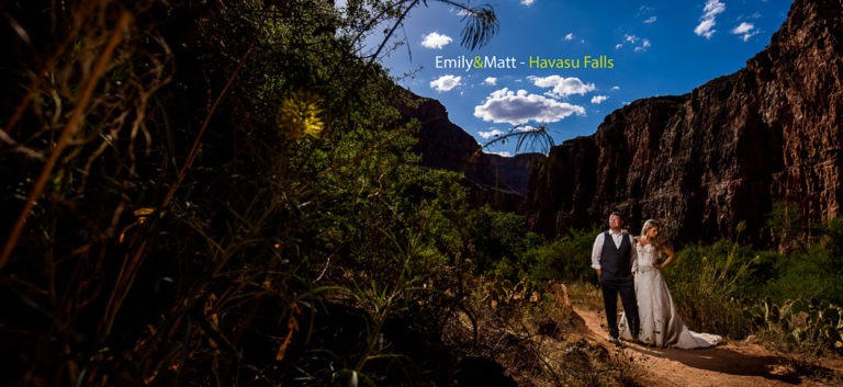 Read more about the article Emily & Matt – Grand Canyon Honeymoon at Havasu Falls
