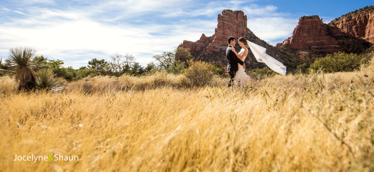 Read more about the article Jocelyne and Sean – Wedding at the Sedona Golf Resort